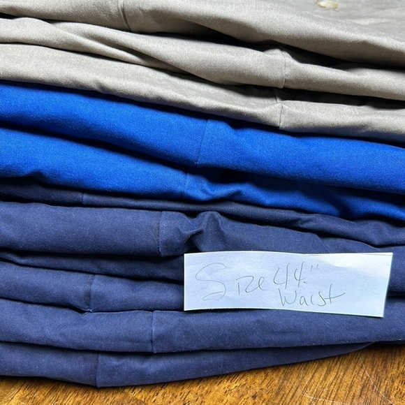 Bills Khakis Parker Short Standard Fit size 44 inch waist multiple colors - Picture 1 of 14